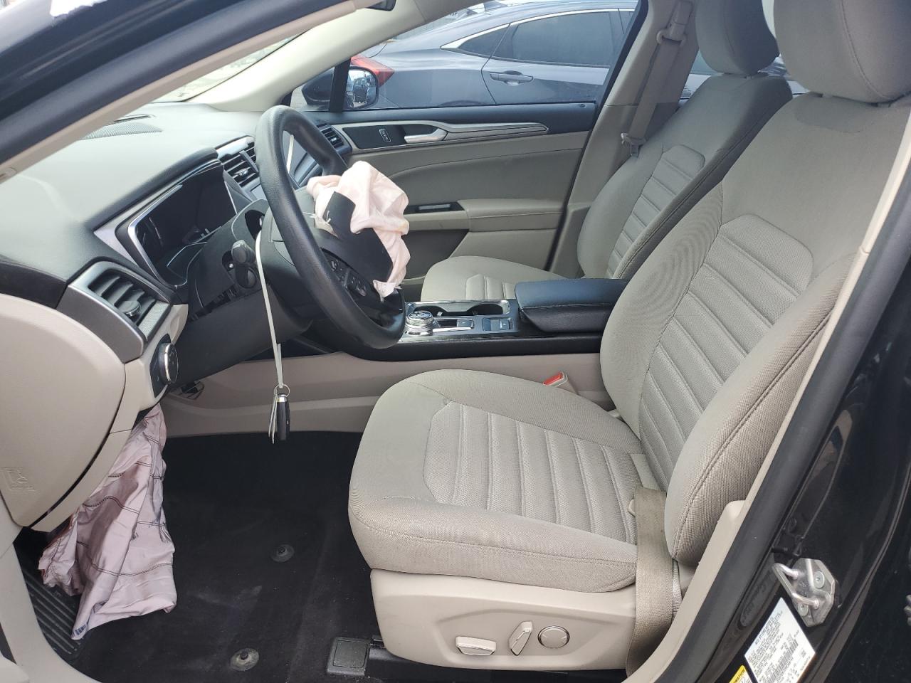 3FA6P0H7XHR368744 FORD FUSION 2017