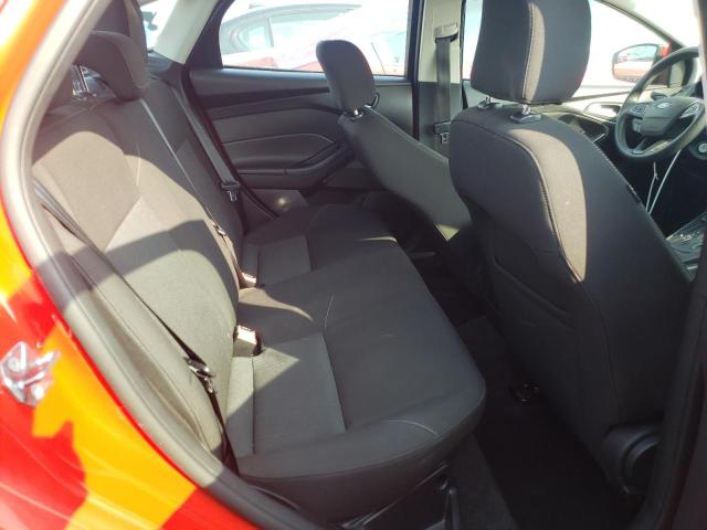 1FADP3F21FL231185 Ford FOCUS SE