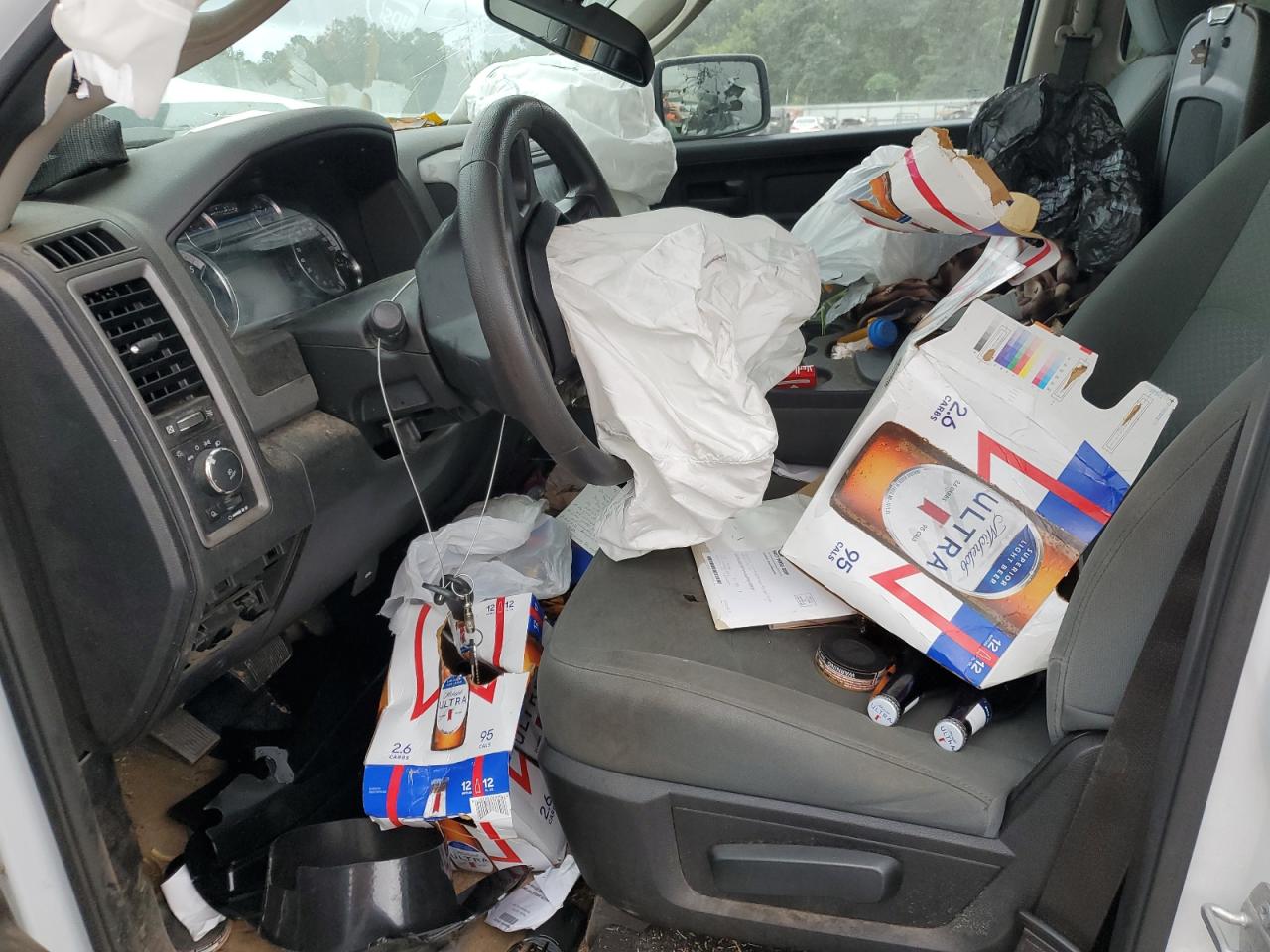 1C6RR7KM0KS673066 RAM 1500 2019