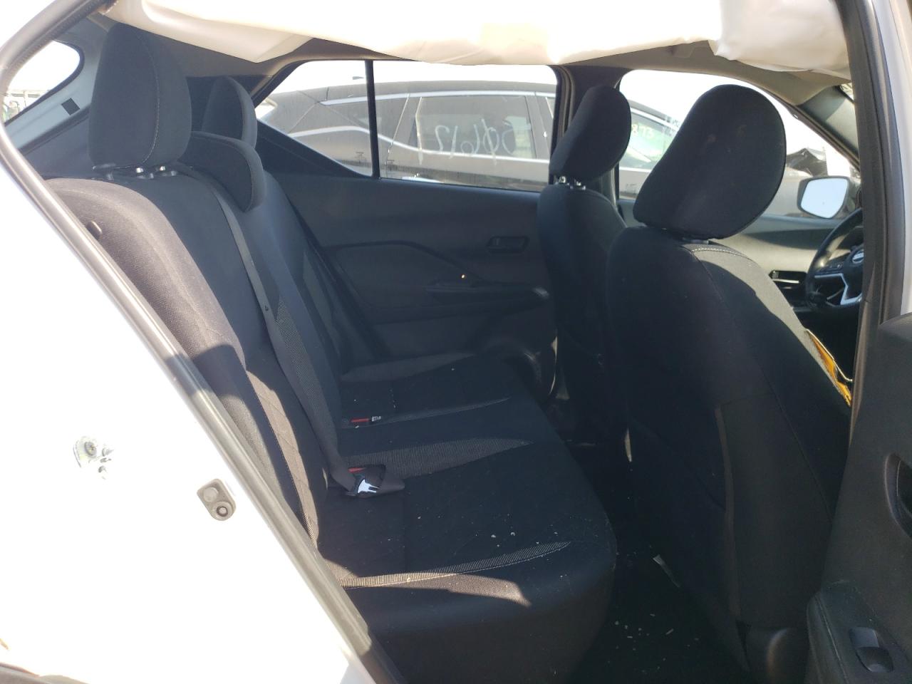 3N1CP5CU3JL517997 NISSAN KICKS 2018