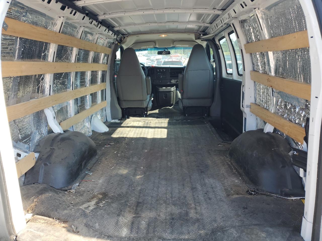 1GCWGAFG1K1241952 CHEVROLET EXPRESS 2019
