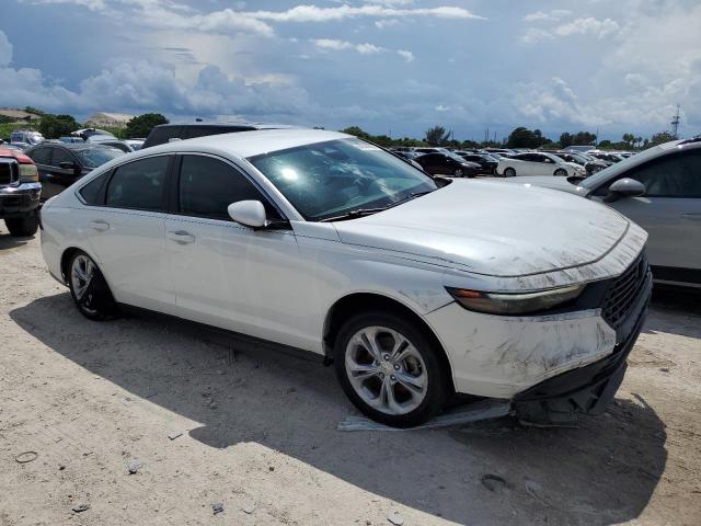 1HGCY1F25PA014356 Honda Accord LX 4