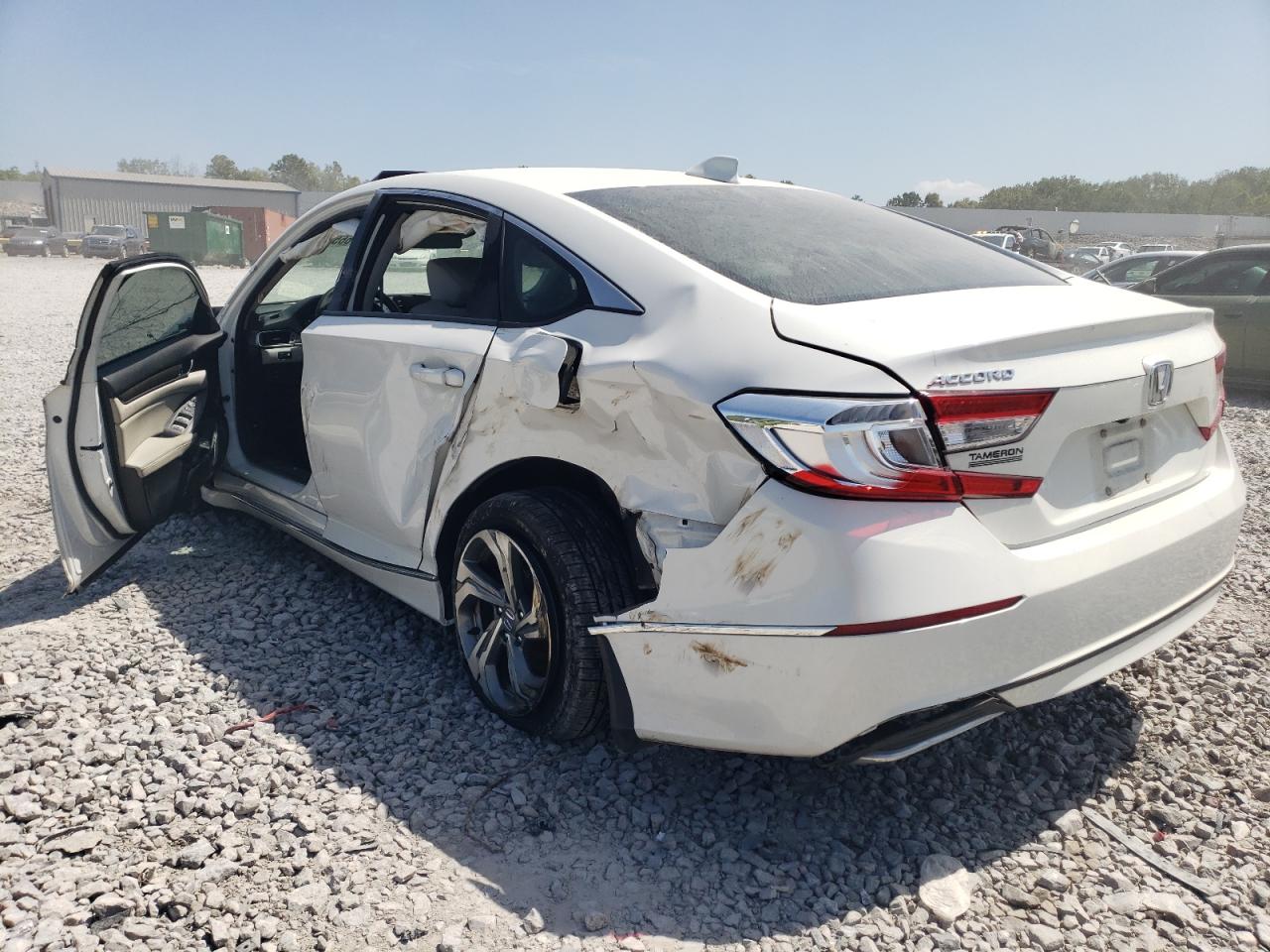 1HGCV1F45JA104897 HONDA ACCORD 2018