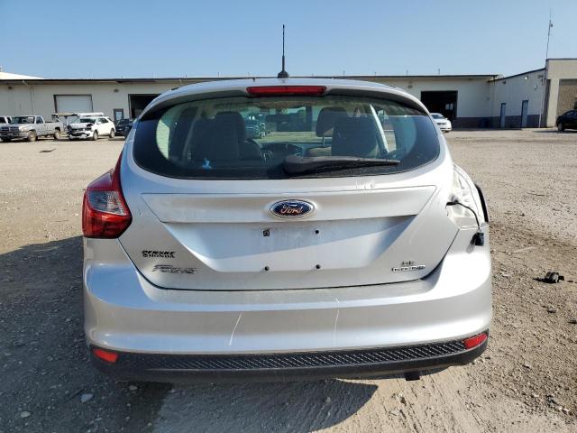 1FADP3K21EL371094 Ford FOCUS SE