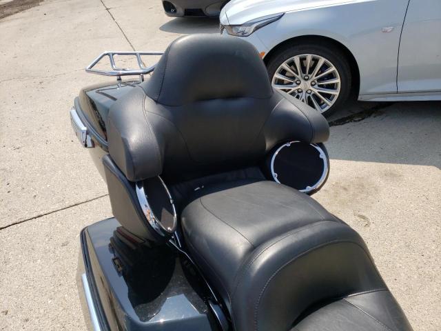 2016 HARLEY-DAVIDSON FLTRU 1HD1KGL12GB611348