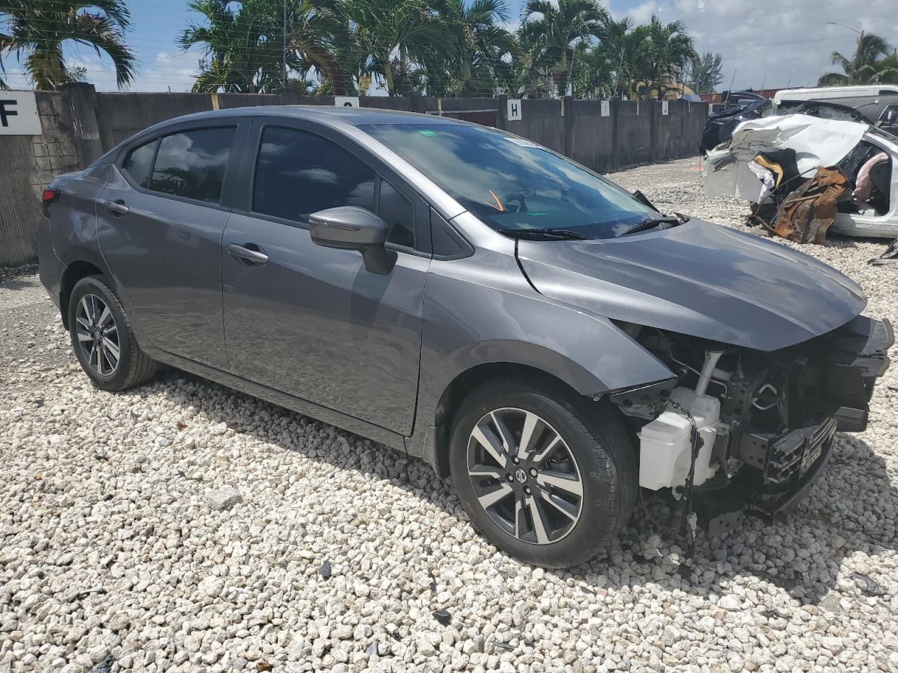 3N1CN8EV0ML825386 NISSAN VERSA 2021