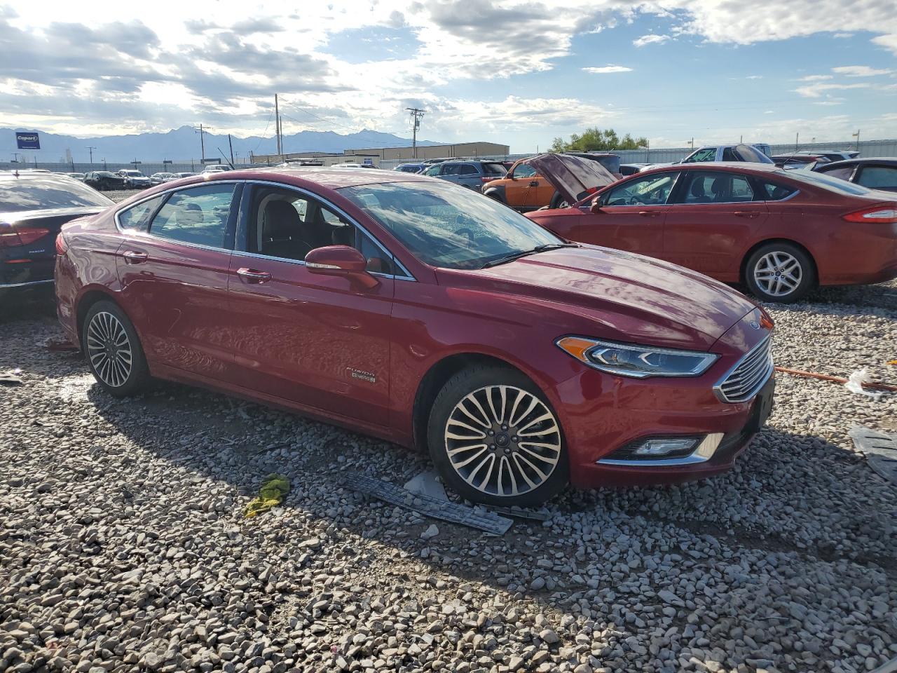3FA6P0SU2JR145974 FORD FUSION 2018