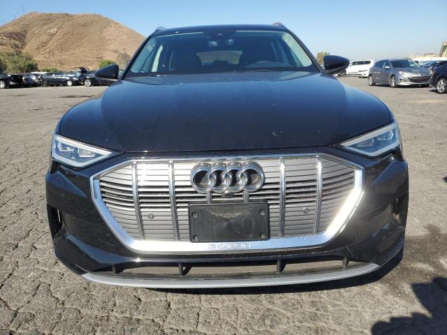 2019 AUDI E-TRON PRE - WA1LAAGE5KB023079