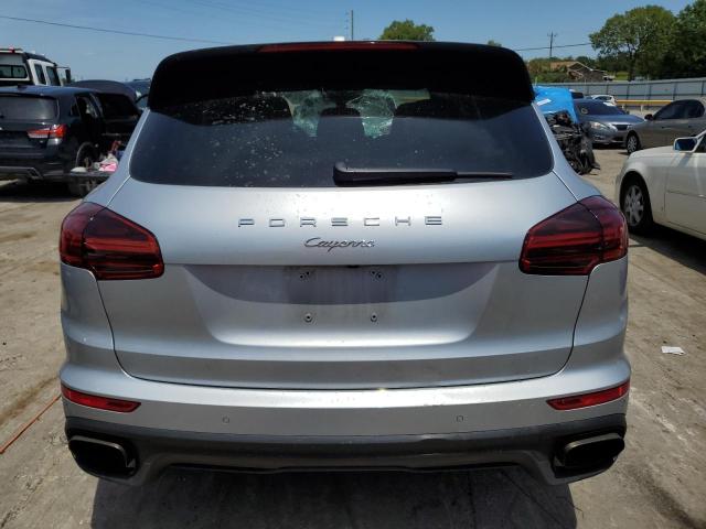 Паркетники PORSCHE CAYENNE 2016 Серебристый