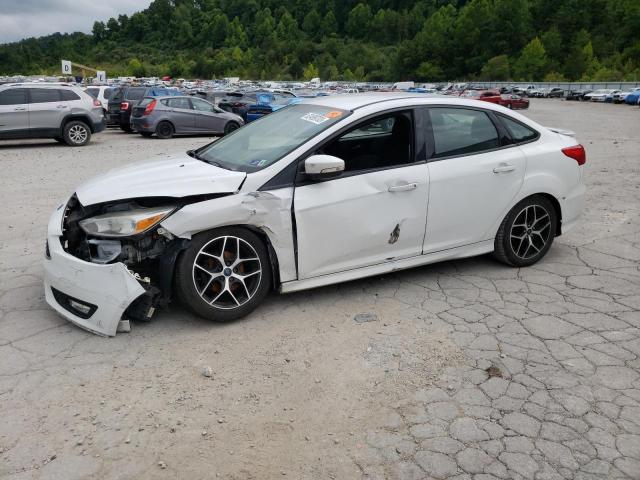 2016 Ford Focus Se 2.0L for Sale in Hurricane, WV - Front End