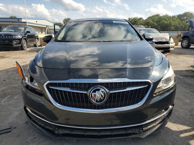 1G4ZP5SS4HU186933 Buick Lacrosse Essence