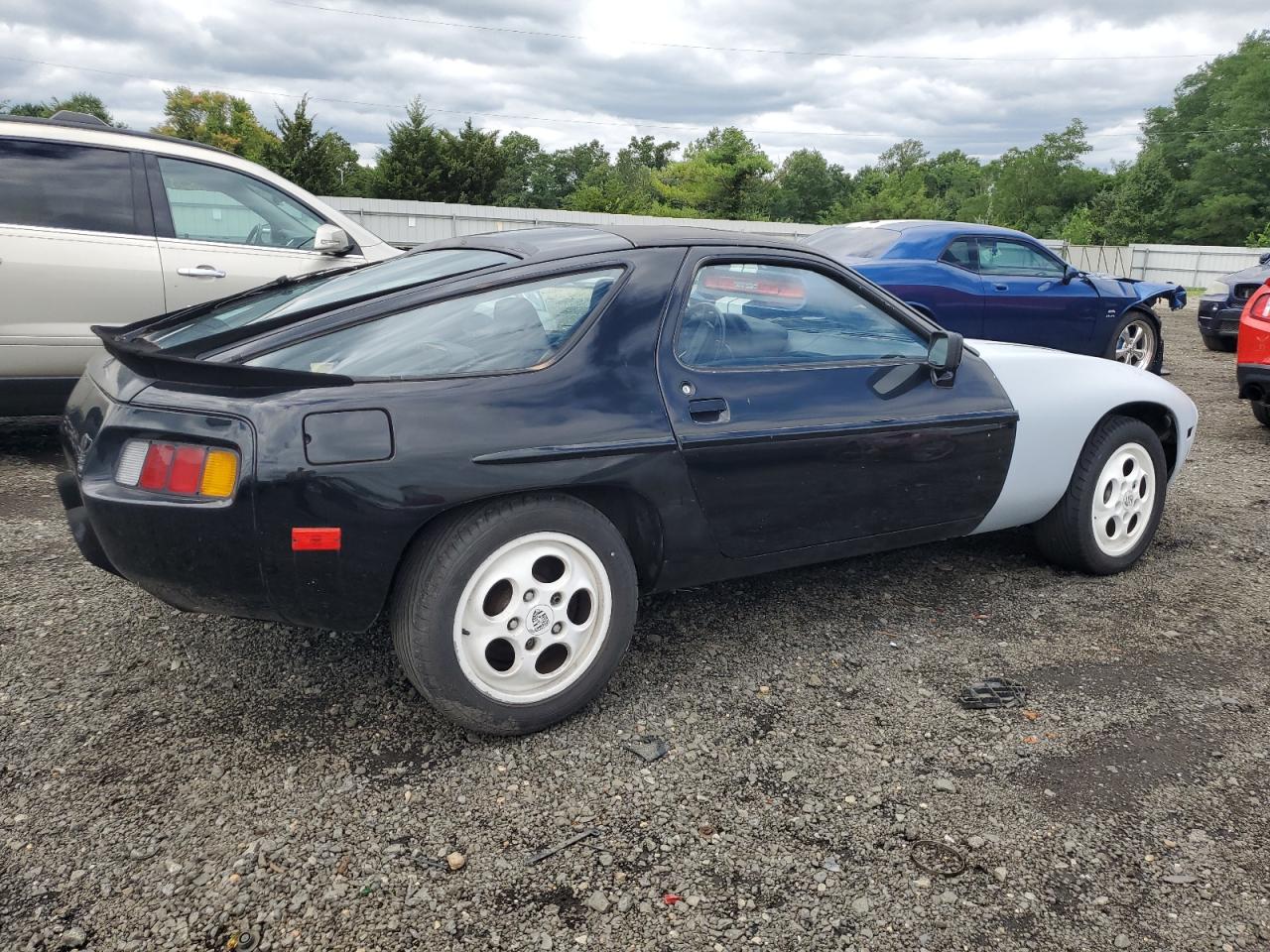 WP0ZZZ92ZES841585 1984 Porsche 928 S-4