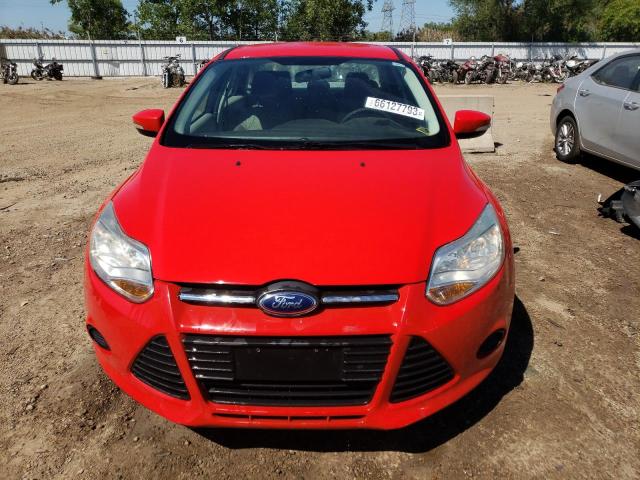 1FADP3F27EL272385 Ford FOCUS SE