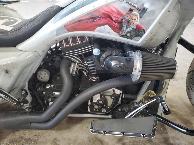 2011 HARLEY-DAVIDSON FLTRX - 1HD1KHM11BB664779