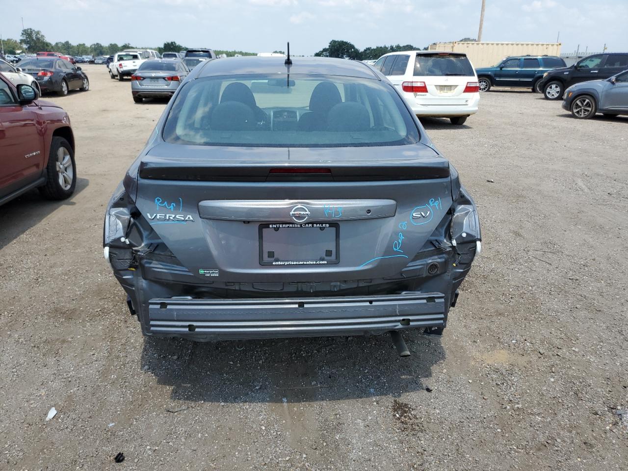 3N1CN7AP3KL881174 NISSAN VERSA 2019