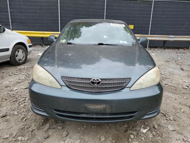 Lot #2428504590 2002 TOYOTA CAMRY salvage car