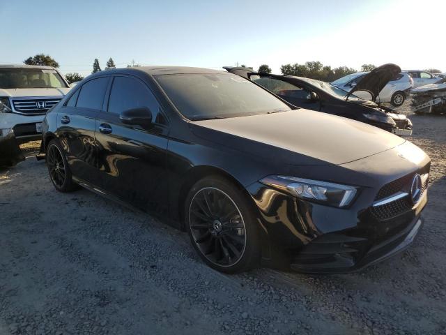 W1K3G4EB3MJ316332 Mercedes-Benz A 220