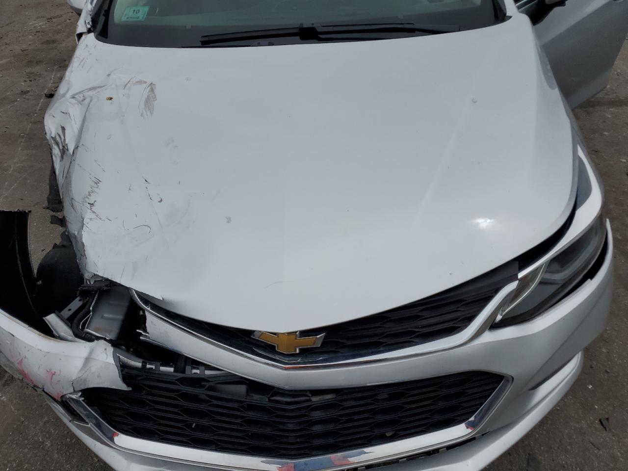 1G1BE5SM5J7217228 CHEVROLET CRUZE 2018