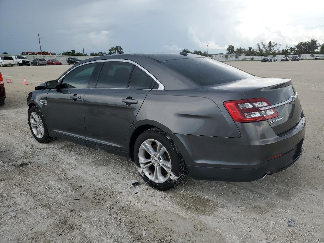 1FAHP2D87HG125225 FORD TAURUS 2017