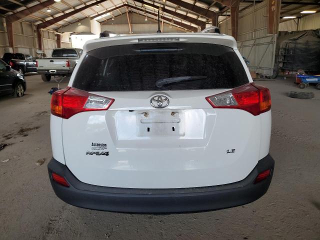 JTMZFREV4FD062324 Toyota RAV4 LE
