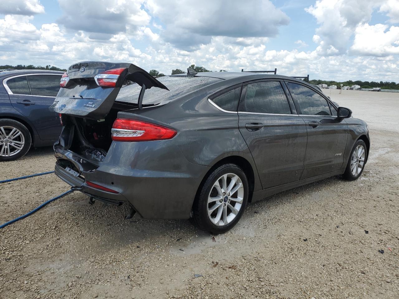 3FA6P0LU0KR240338 FORD FUSION 2019