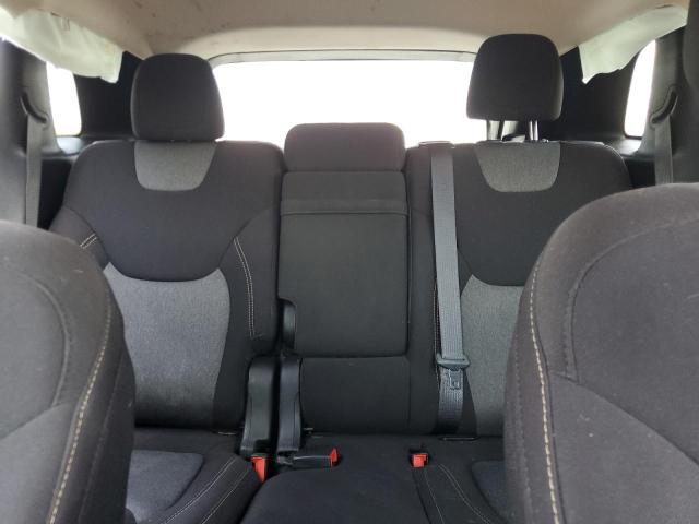 1C4PJLAB0HW571655 Jeep Cherokee Sport