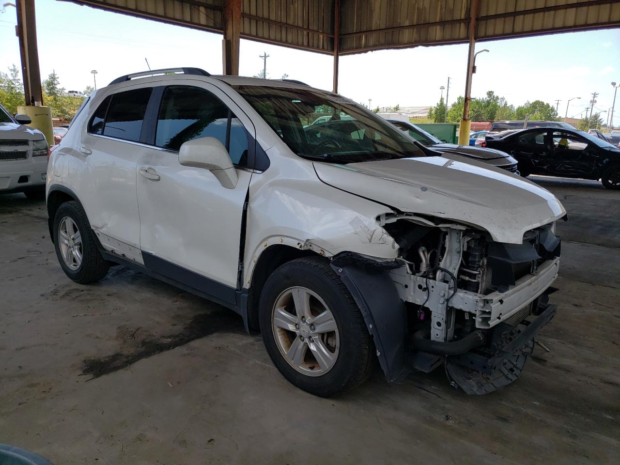 Lot #2118208755 2016 CHEVROLET TRAX 1LT