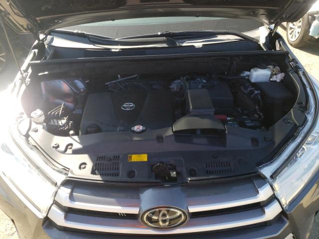5TDJZRFH9KS570073 Toyota Highlander Se