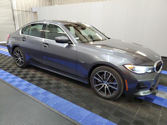 3MW5P7J08N8C65140 BMW 3 Series 330E 4