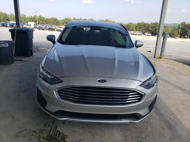 3FA6P0LUXKR167737 Ford Fusion SE 5