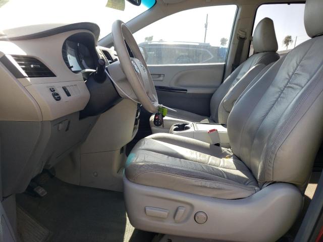 5TDKK3DC0ES492011 Toyota SIENNA LE