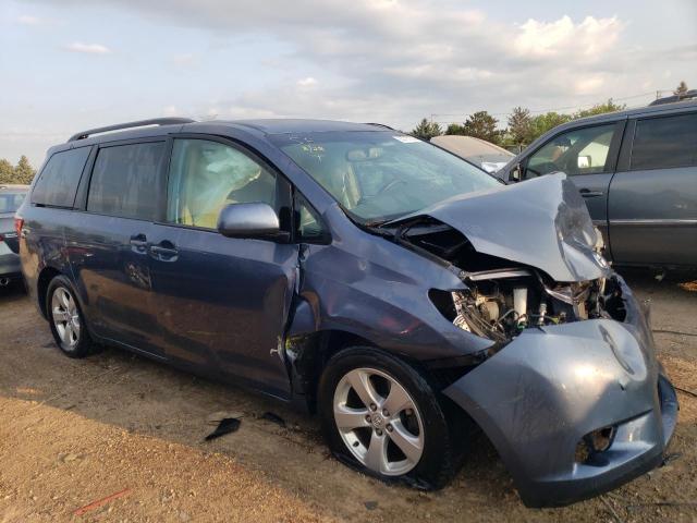 5TDKK3DC4GS738352 Toyota SIENNA LE