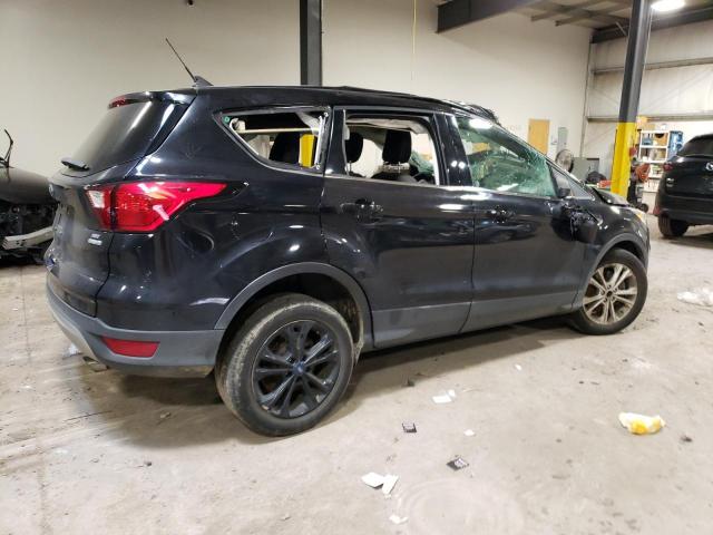 1FMCU9GD2KUC18270 Ford ESCAPE SE