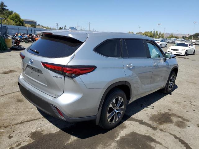 VIN 5TDKARAH8PS021118 2023 Toyota Highlander, Hybri... no.3