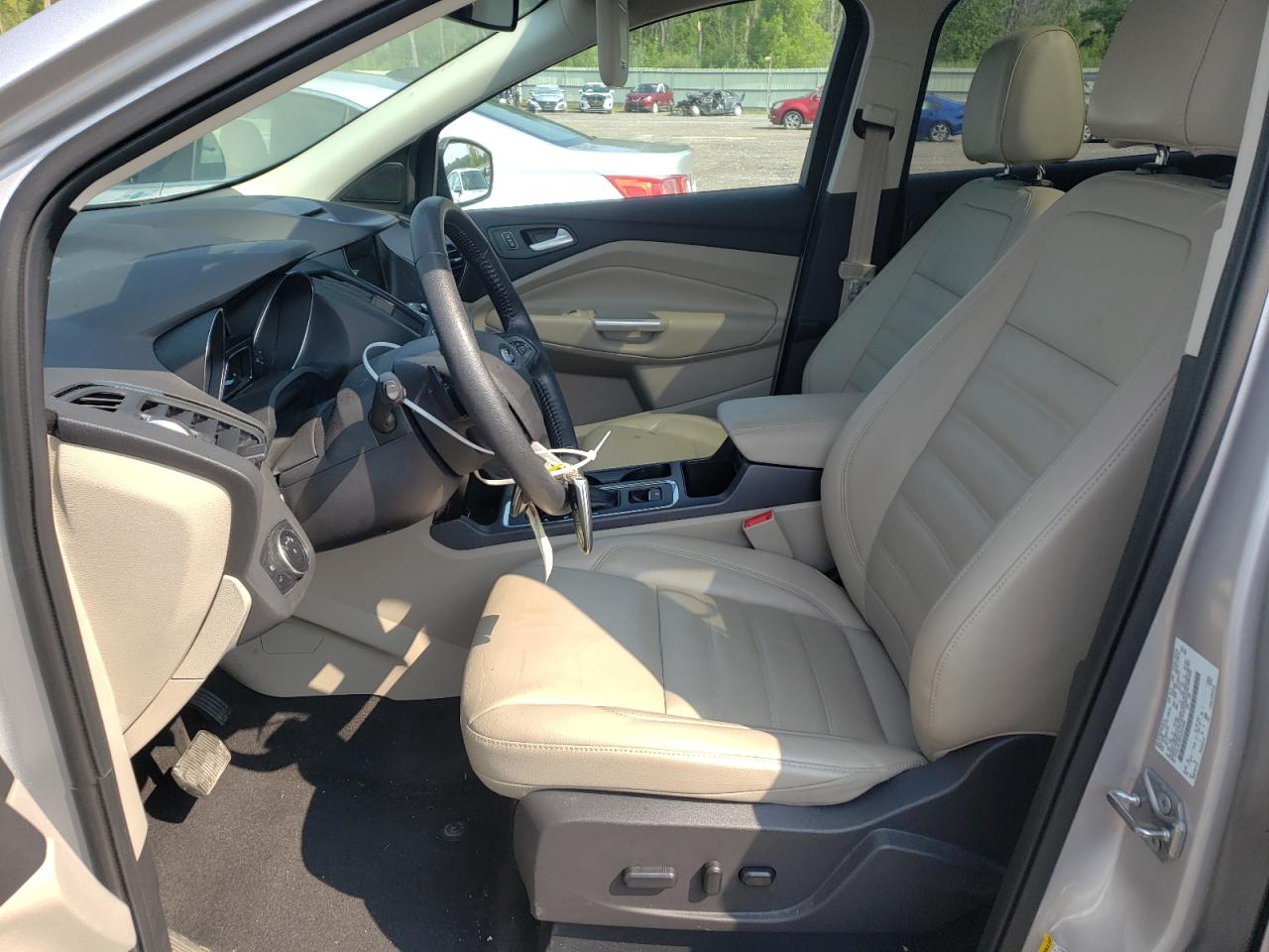1FMCU0J90HUA37080 FORD ESCAPE 2017