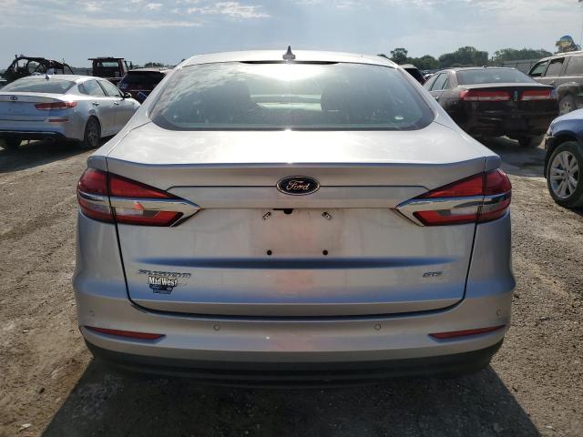 3FA6P0H76KR210182 Ford Fusion SE 6