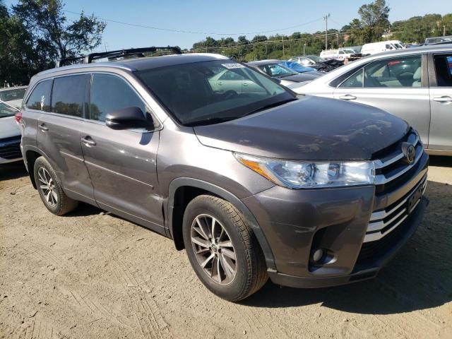 5TDJZRFH9KS570073 Toyota Highlander Se