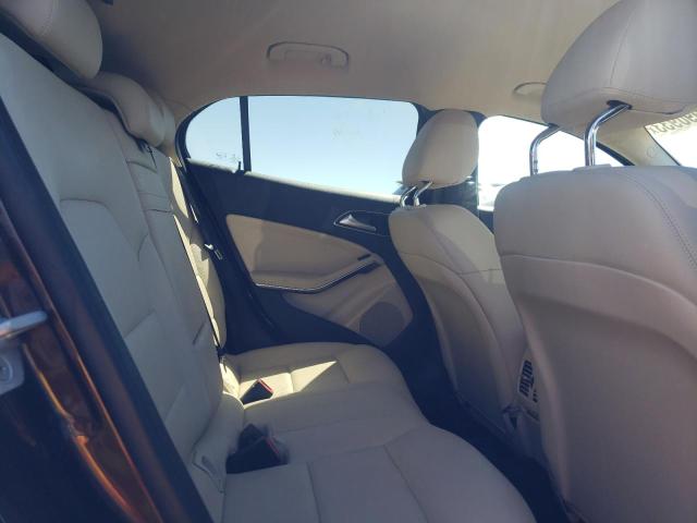 WDCTG4EB1FJ152490 Mercedes-Benz GLA 250