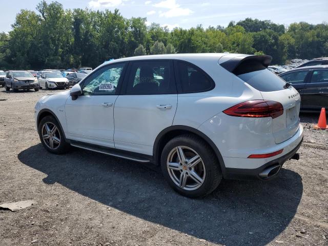 VIN WP1AF2A23GKA43775 2016 PORSCHE CAYENNE no.2