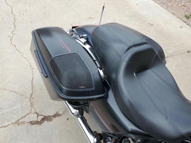 2015 HARLEY-DAVIDSON ROAD GLIDE 1HD1KTM15FB681500