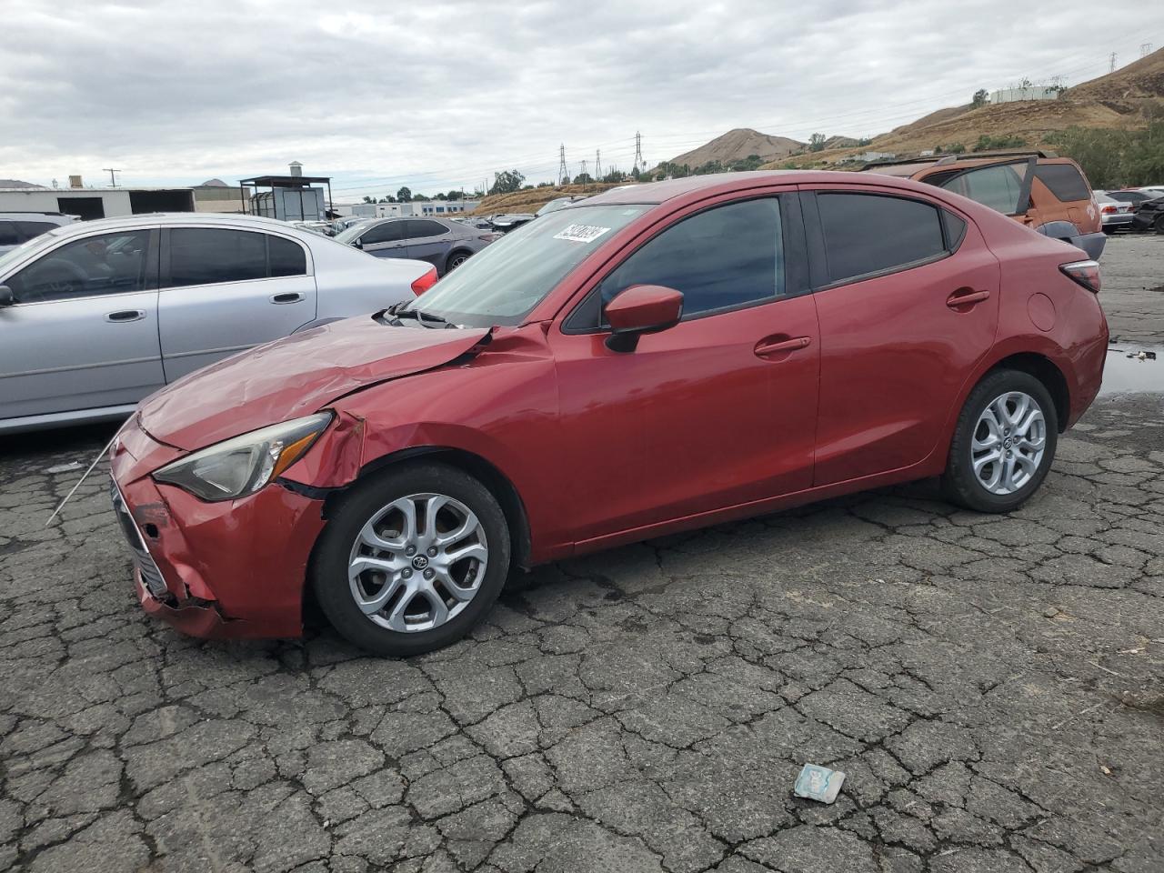 3MYDLBYV7JY300972 TOYOTA YARIS 2018
