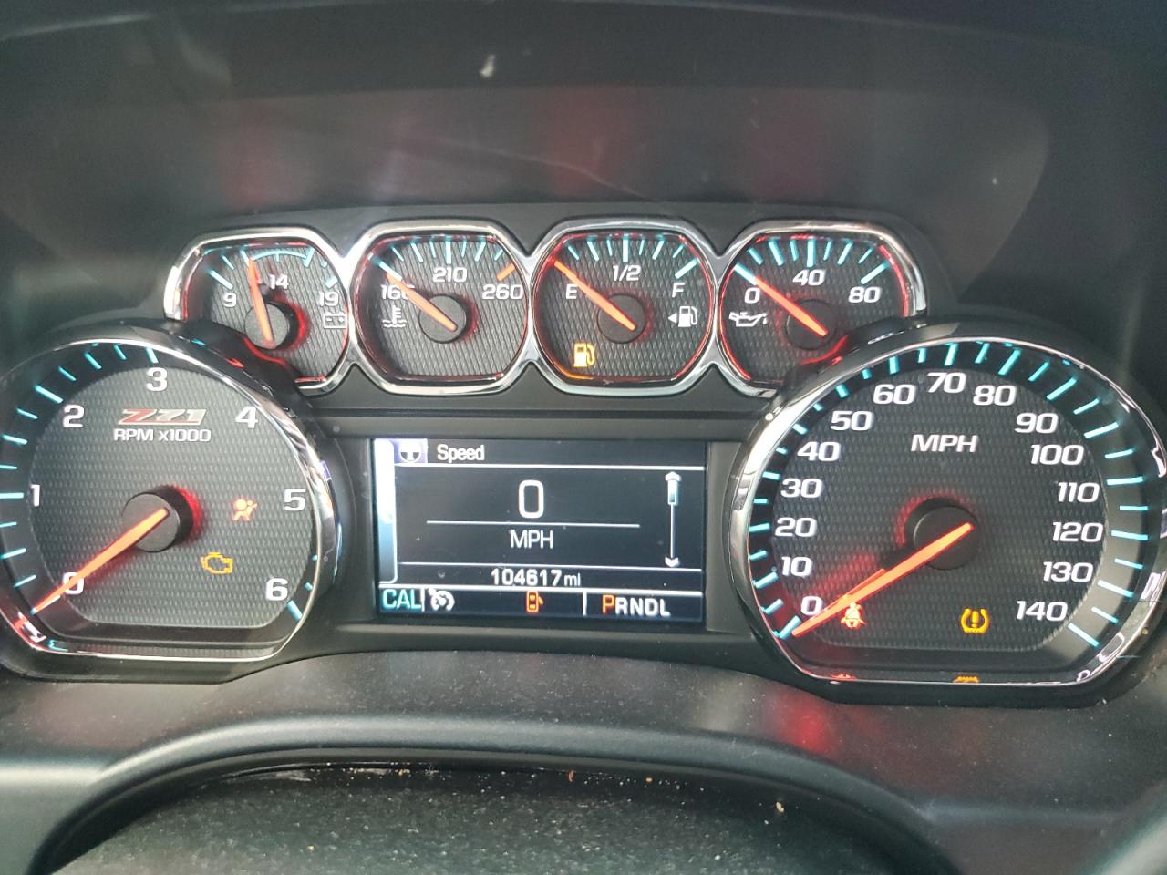 3GCUKREC5JG262984 CHEVROLET SILVERADO 2018