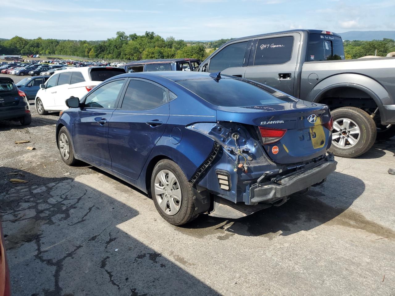 5NPDH4AE0GH767274 2016 Hyundai Elantra Se