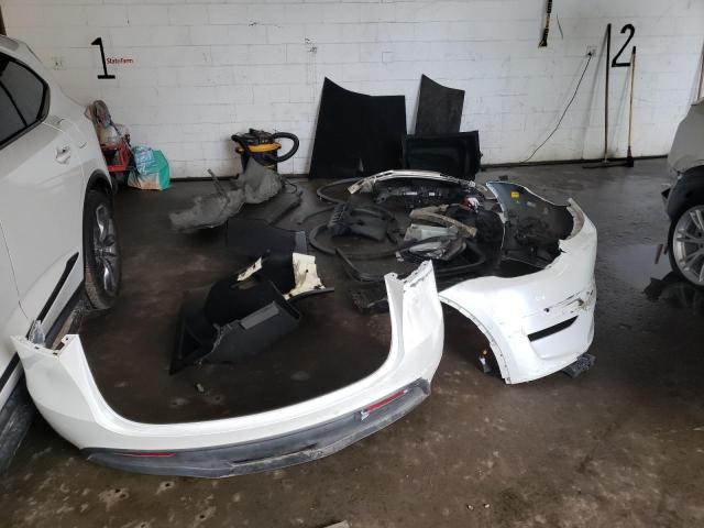 7SAYGDEE3NF422544 Tesla Model Y