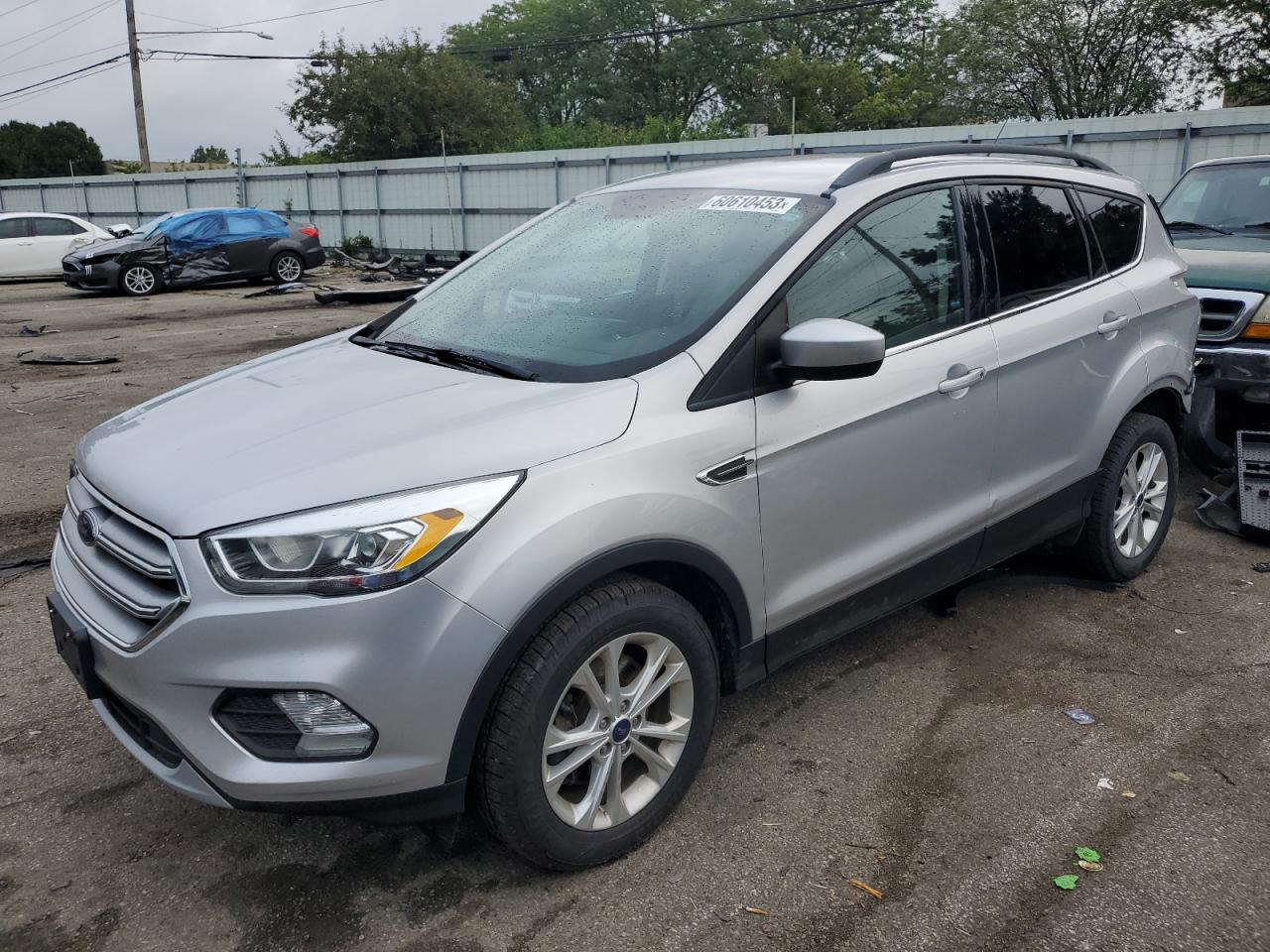 1FMCU9G94HUB90685 FORD ESCAPE 2017