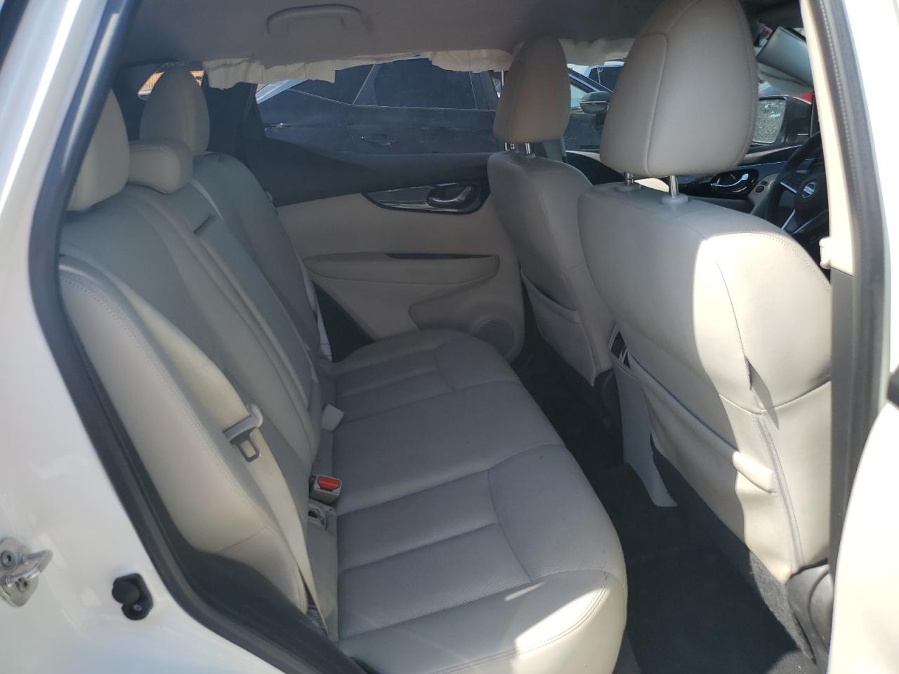 JN1BJ1CP5KW227286 NISSAN ROGUE 2019