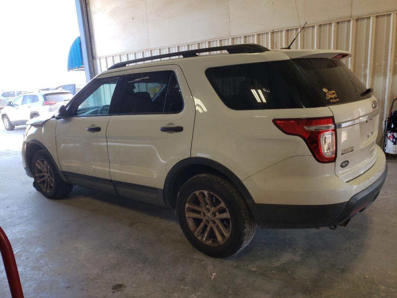 2015 Ford Explorer vin: 1FM5K8B82FGA64313