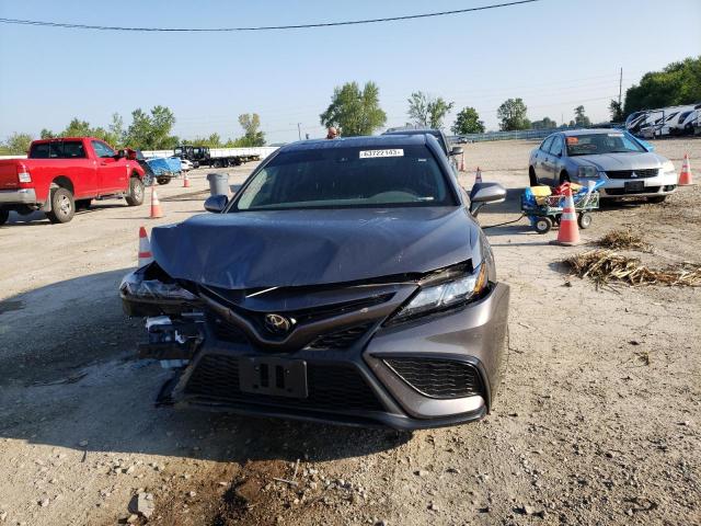 4T1T11AK5NU055183 Toyota Camry SE 5