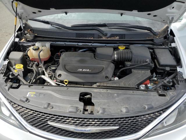 2C4RC1BG7JR130315 2018 CHRYSLER PACIFICA, photo no. 11