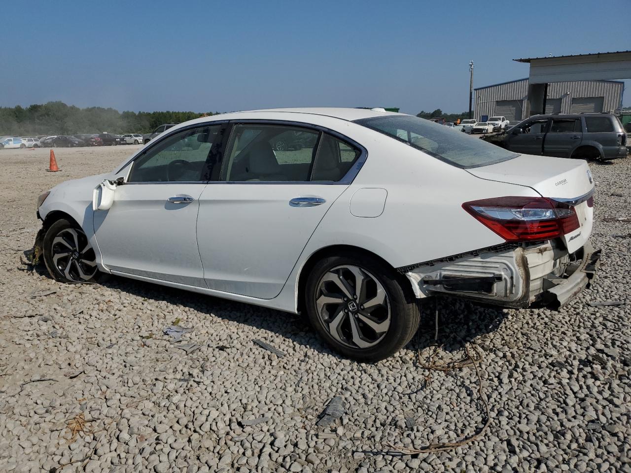 1HGCR2F83GA077141 HONDA ACCORD 2016